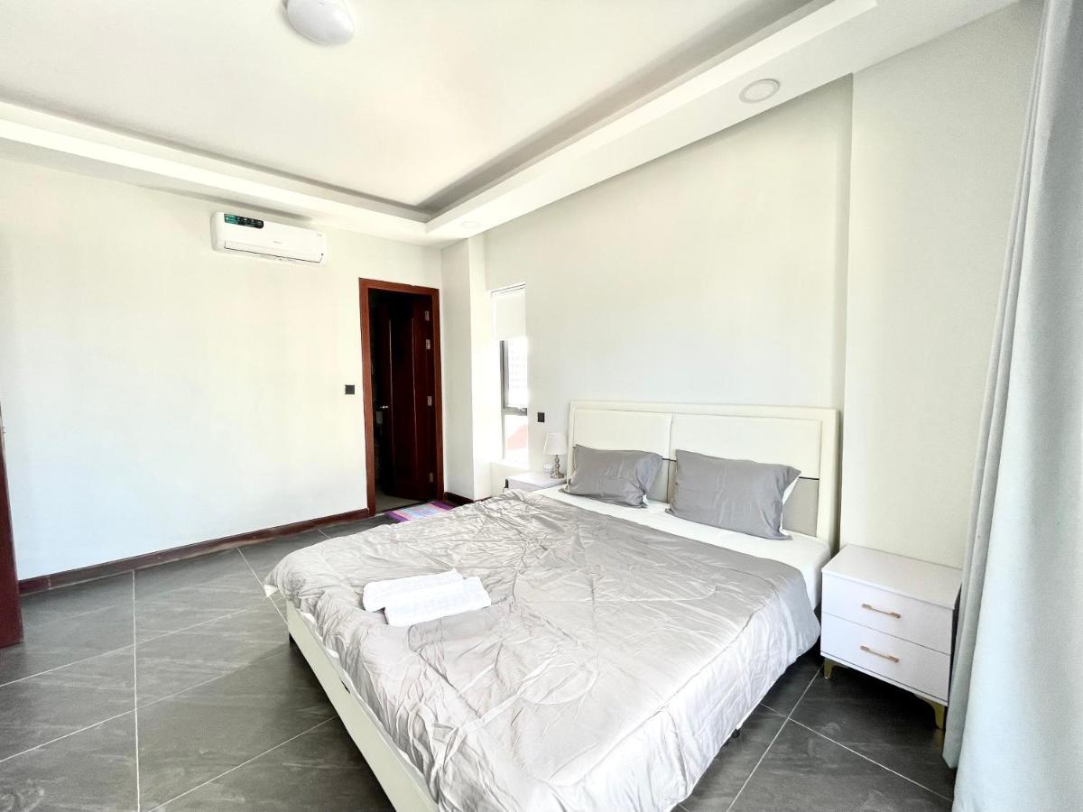 Skyview Residence & Apartments Sihanoukville Esterno foto