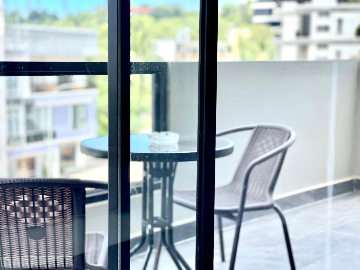 Skyview Residence & Apartments Sihanoukville Esterno foto